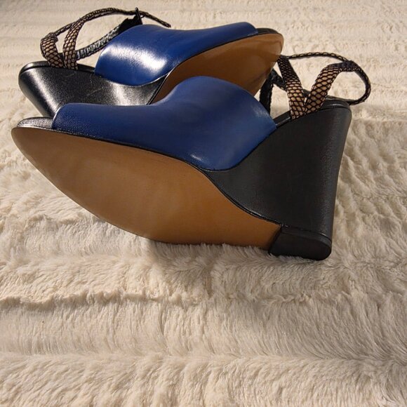 Shoes - Picture 3 of 4